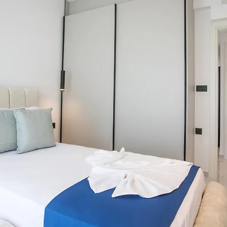 ヴィラ Blue Sunrise 1 アファンドウ