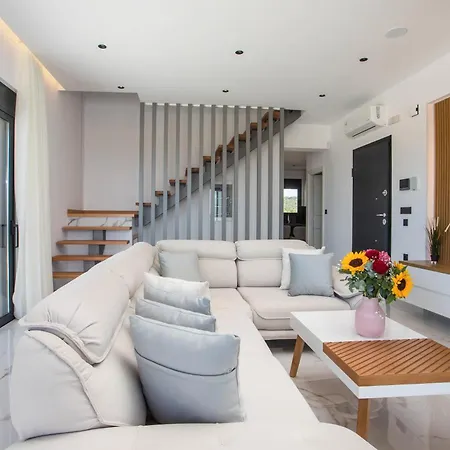 Blue Sunrise 1 Villa *