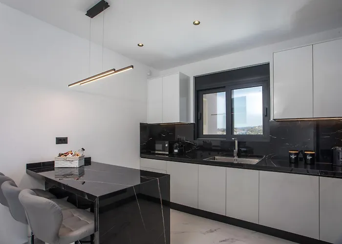 Blue Sunrise 1 * Afantou