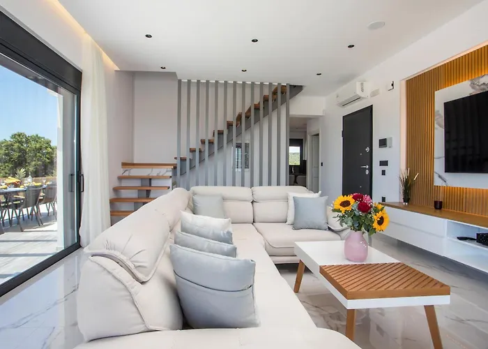 Blue Sunrise 1 فيلة *