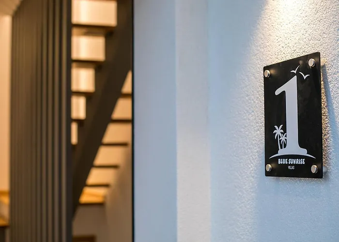 Villa Blue Sunrise 1 *