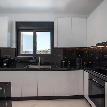 Blue Sunrise 1 Villa *