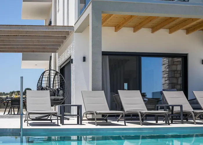 Blue Sunrise 1 Villa *